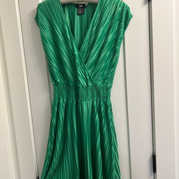 DKNY Emerald Green Cocktail Dress Size 14 - Picture 1 of 5